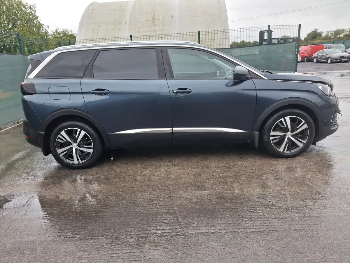 2018 Peugeot 5008  Allure 7 Seater - Image 4