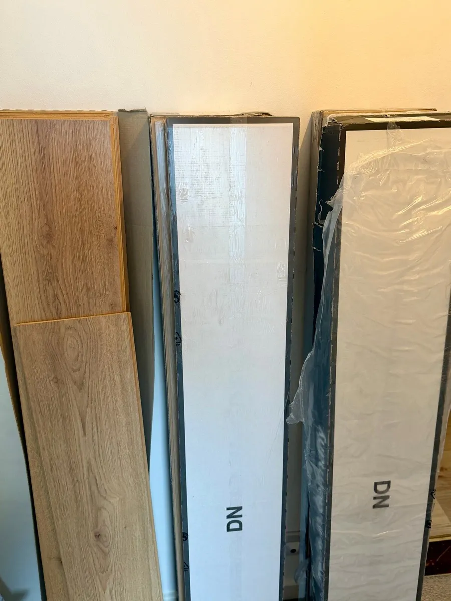 Brewery Oak Laminate floor 12.5m2 + underlay - Image 4