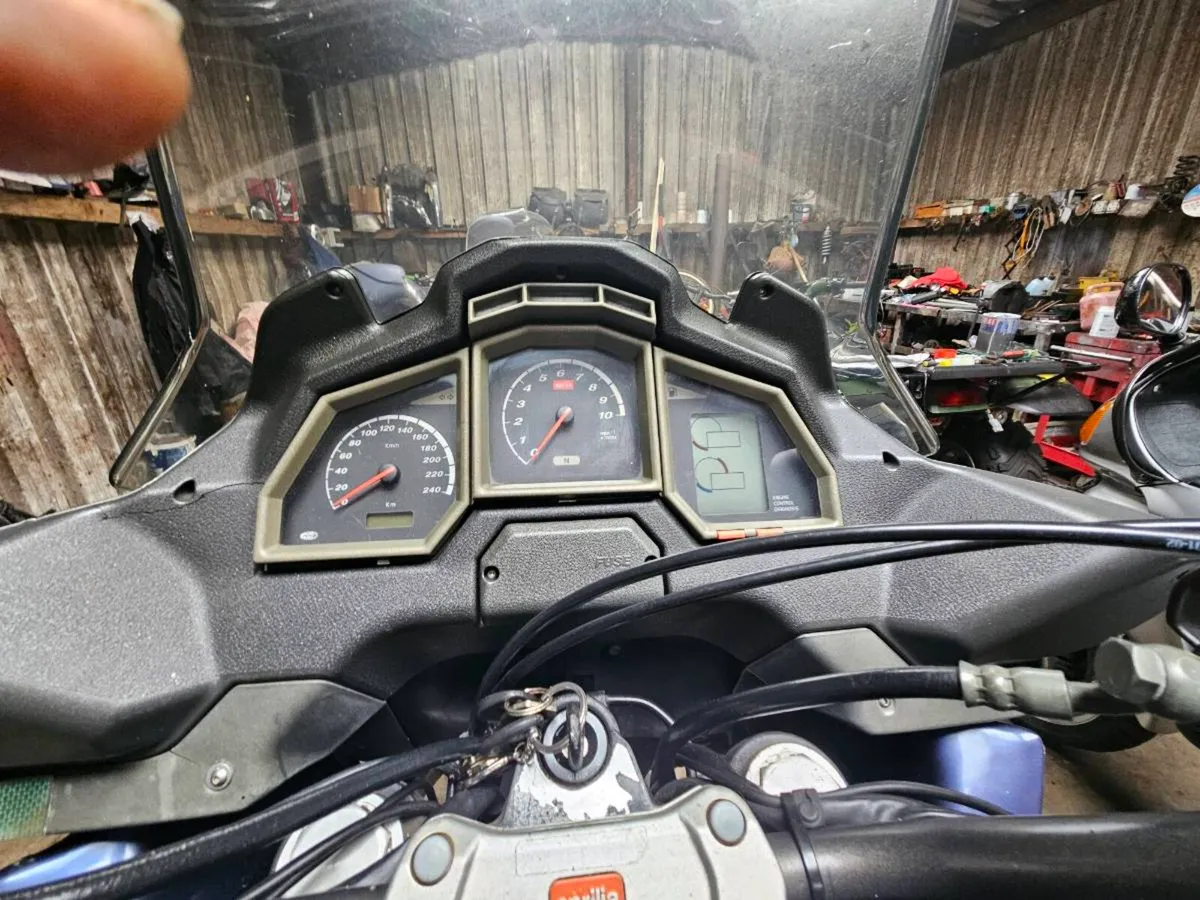 Aprilia caponord 1000cc - Image 2