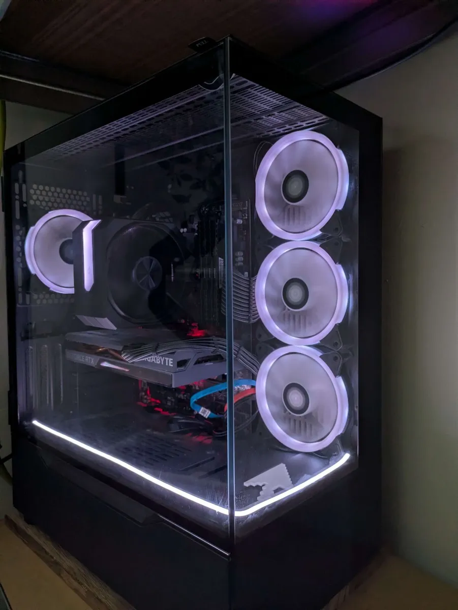 GAMING PC | RTX 3060 | Ryzen  5 5600x | 32gb Ram - Image 2