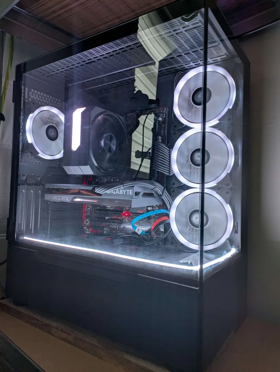 GAMING PC | RTX 3060 | Ryzen  5 5600x | 32gb Ram - Image 3