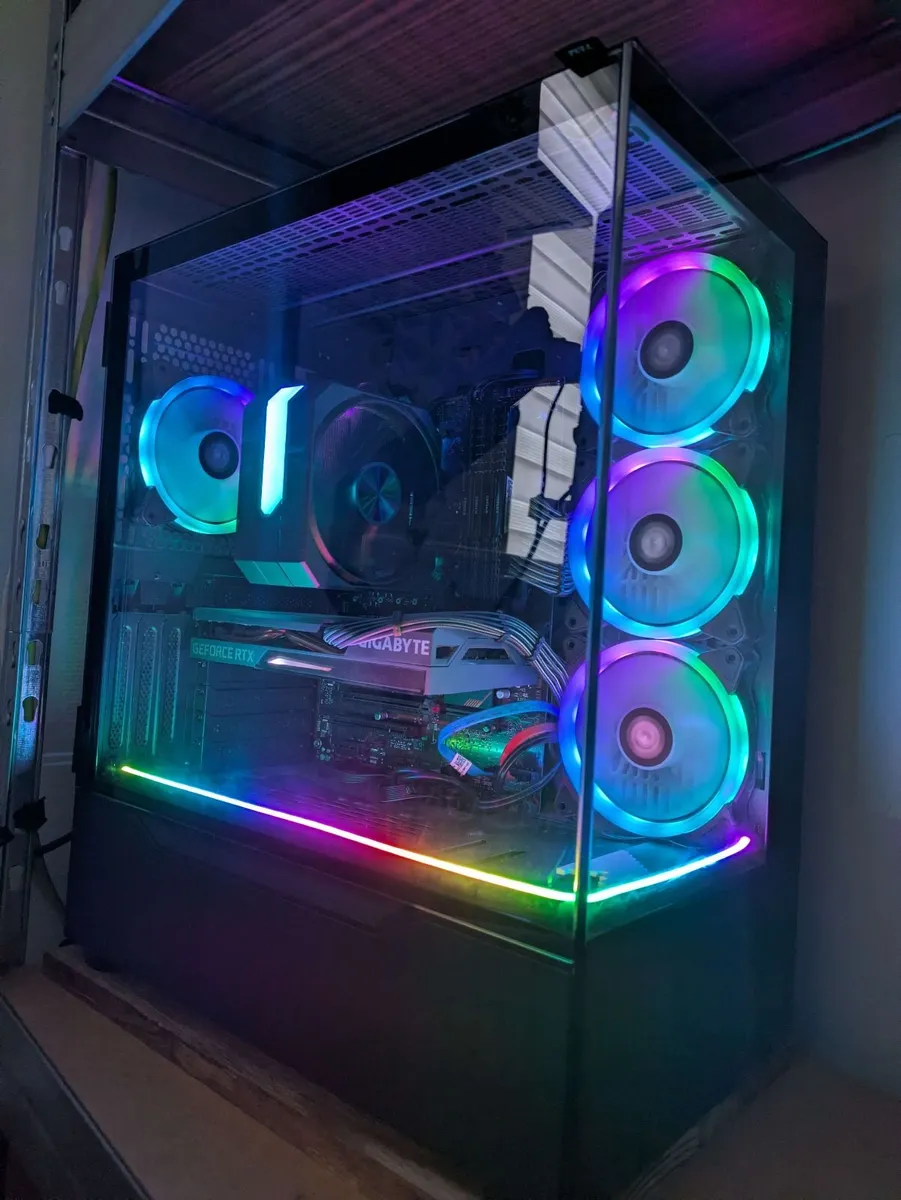GAMING PC | RTX 3060 | Ryzen  5 5600x | 32gb Ram - Image 1