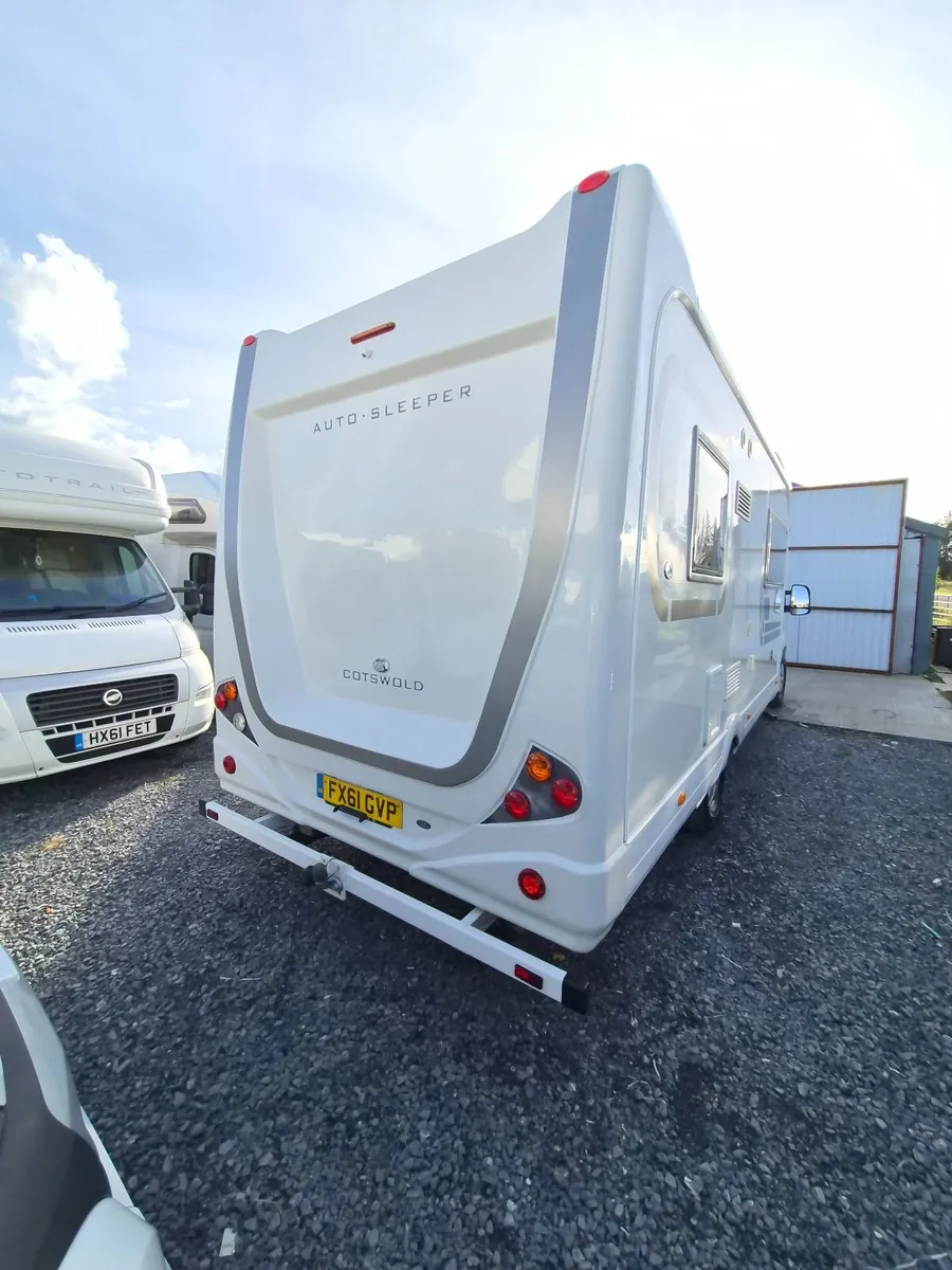 Camper - Image 1