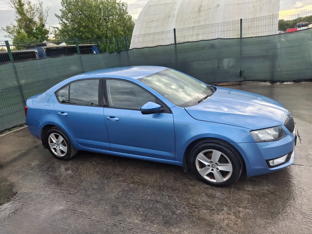 2017 Skoda Octavia  Ambition  TDi - Image 1