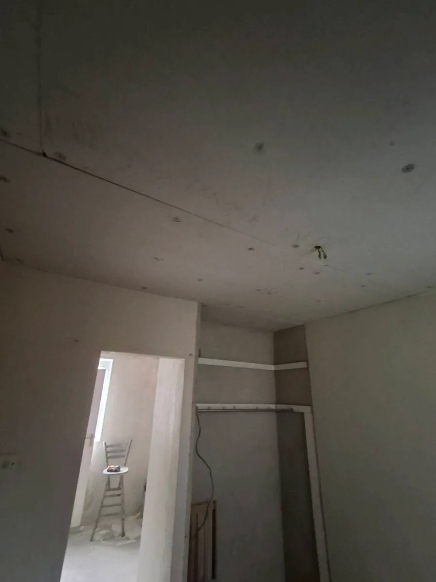 Plasterer - Image 1