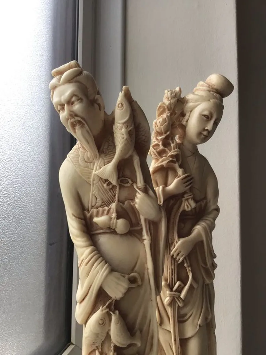 statues - Image 3