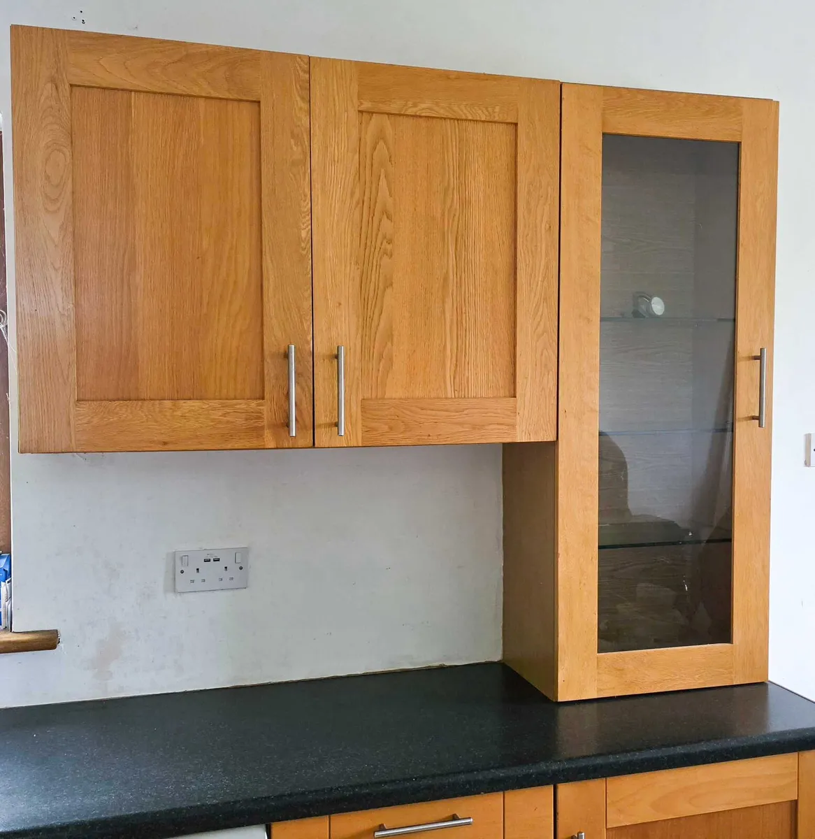 Kitchen units - Image 1
