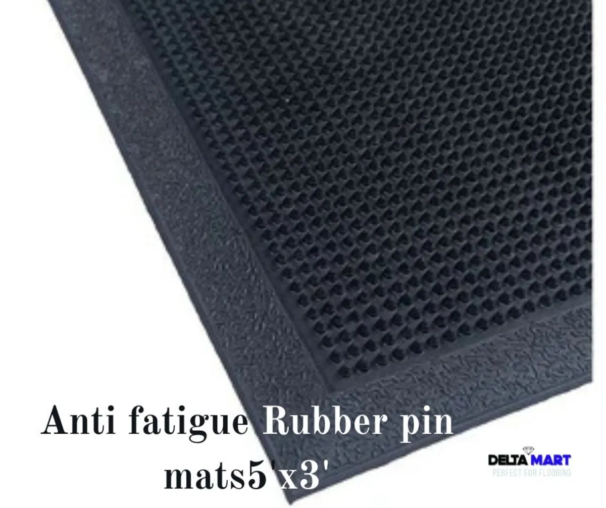 5ft x 3ft Heavy Duty Pin Design Rubber Mat - Image 1