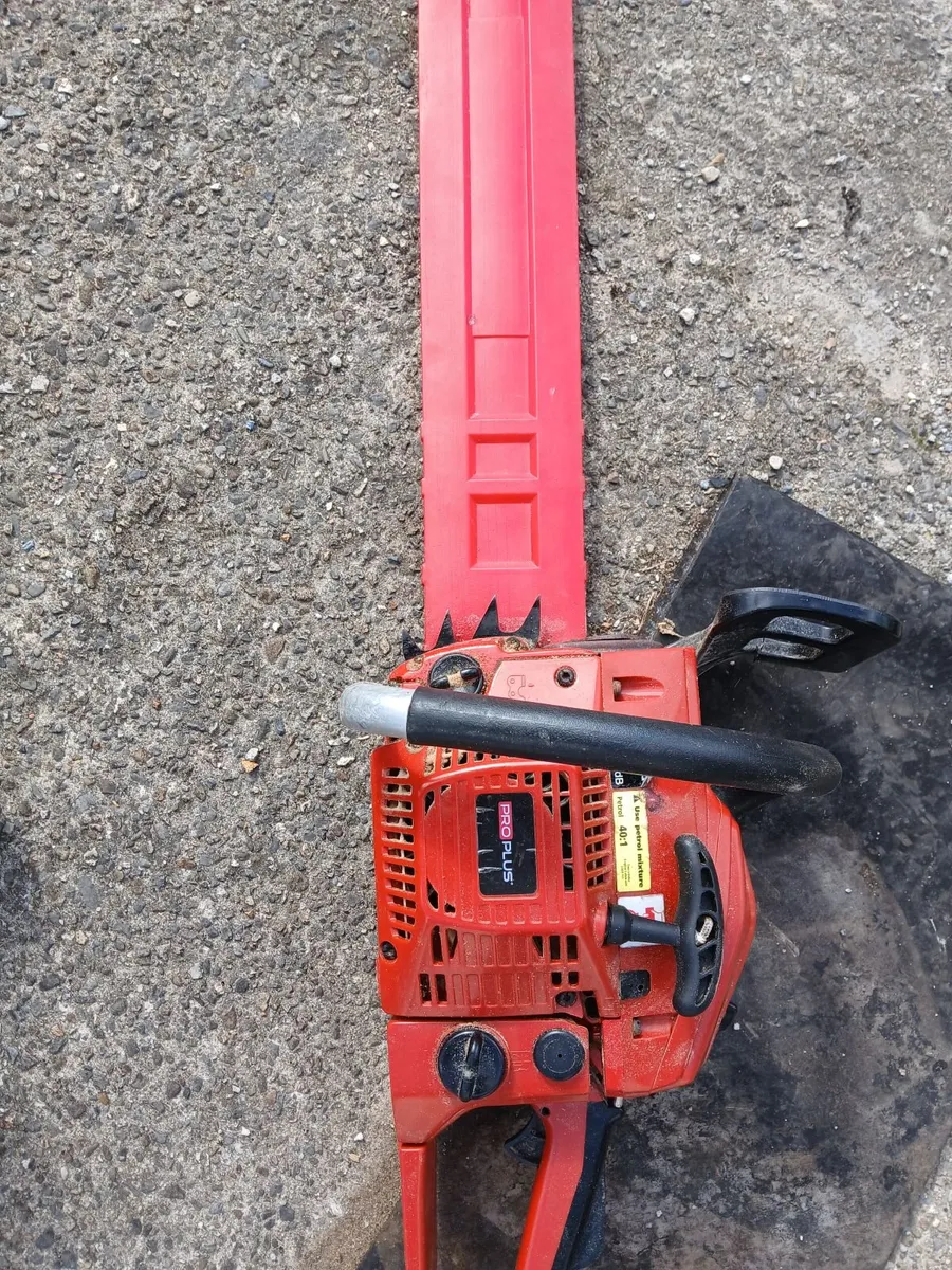 Chainsaw