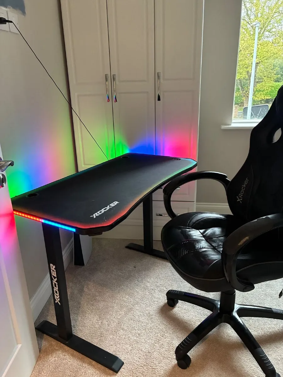 Gaming Desk and chair - Image 1