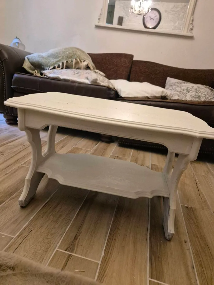 Coffee table - Image 1