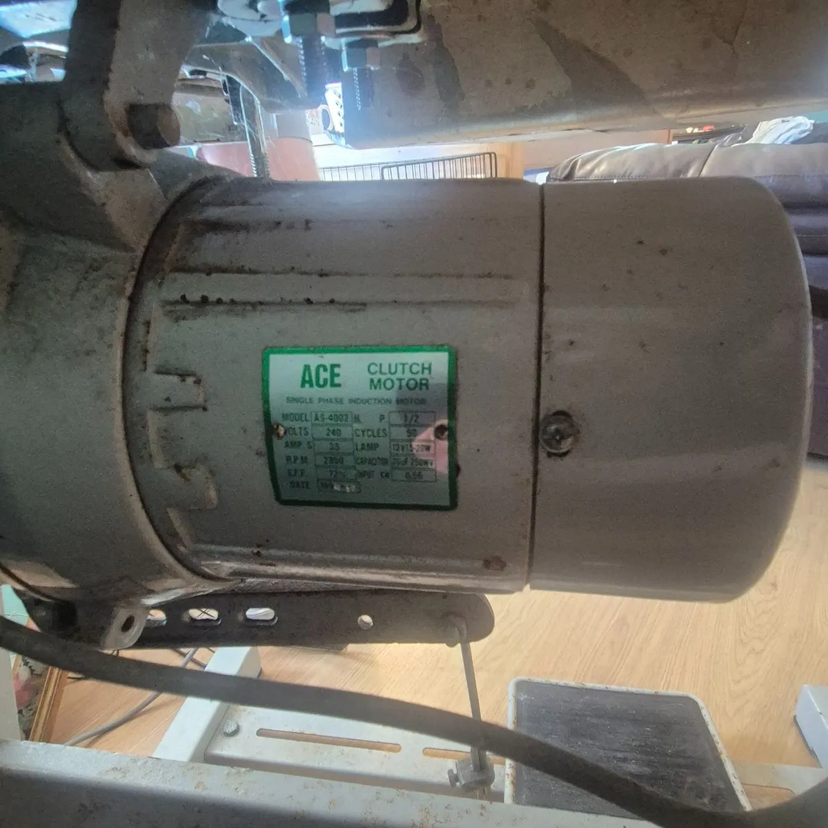 PFAFF Industrial Sewing Machine - Image 3