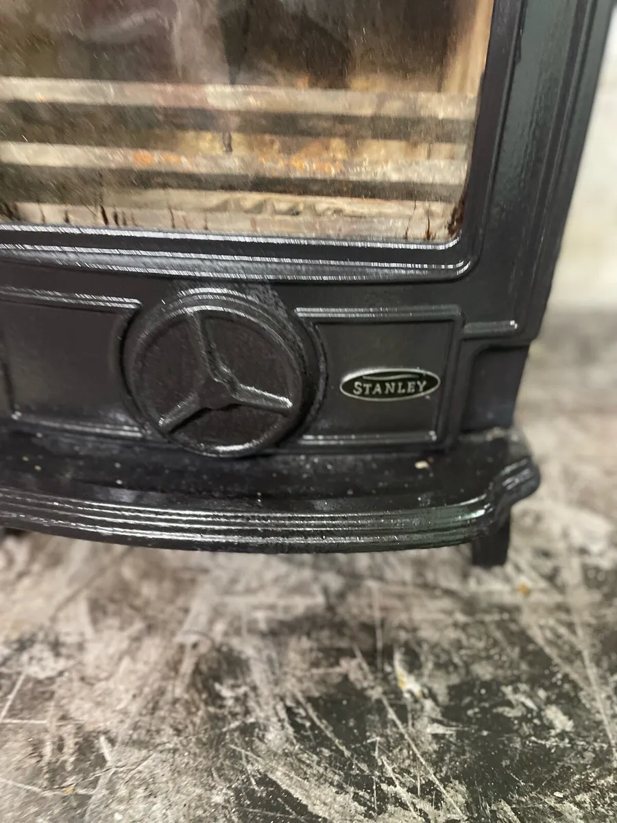 Stove - Image 4