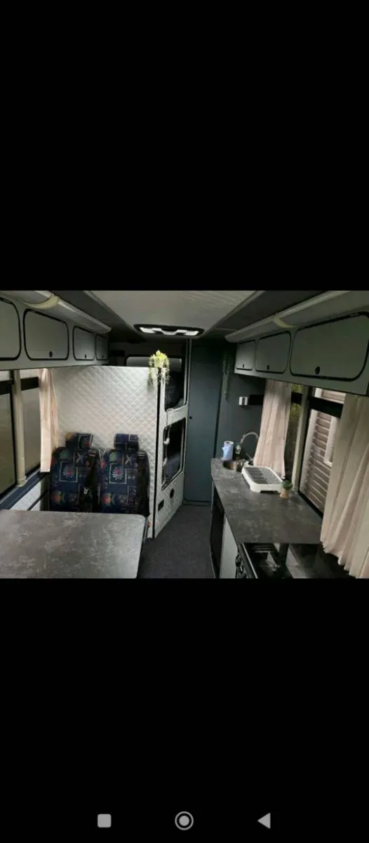 Camper - Image 4