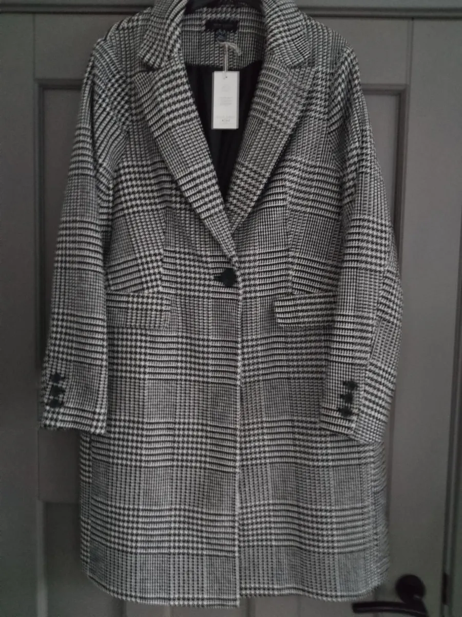 Ladies Coat - Image 1