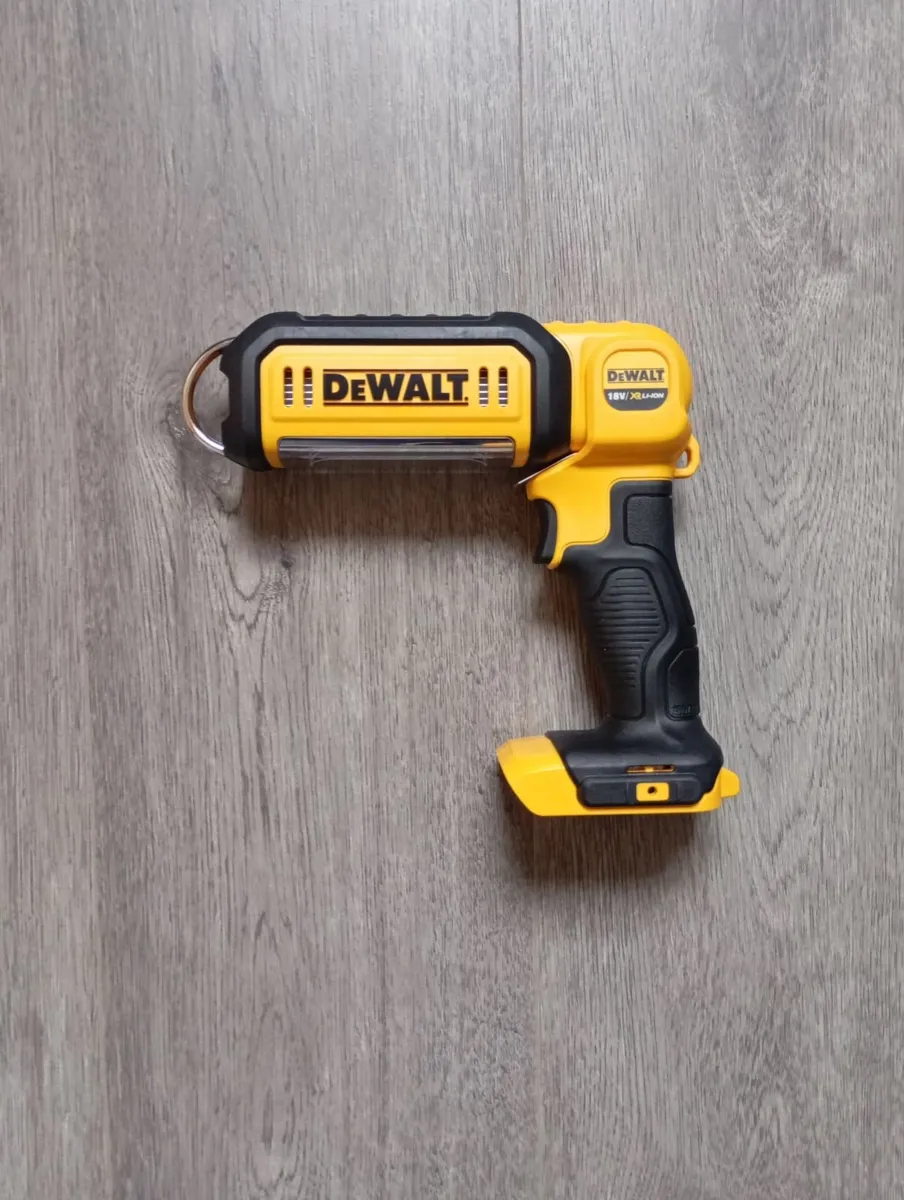 DeWalt Worklight & Battery (New) - Image 2