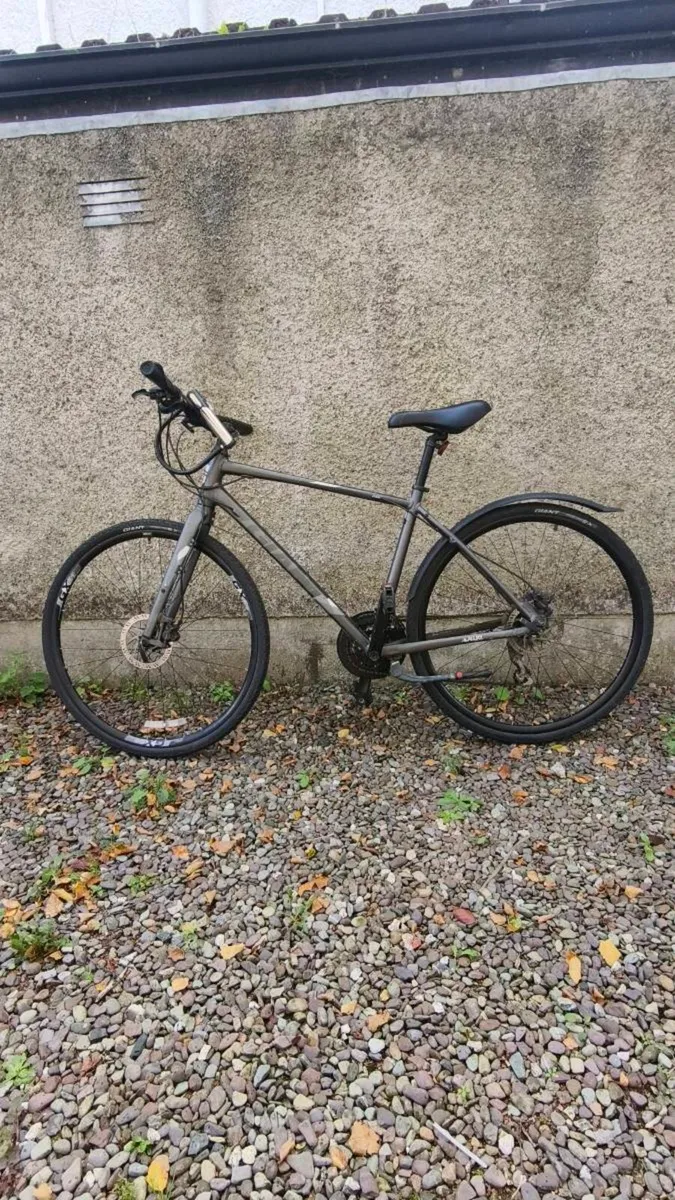 Giant Escape Disc 2 - Image 1