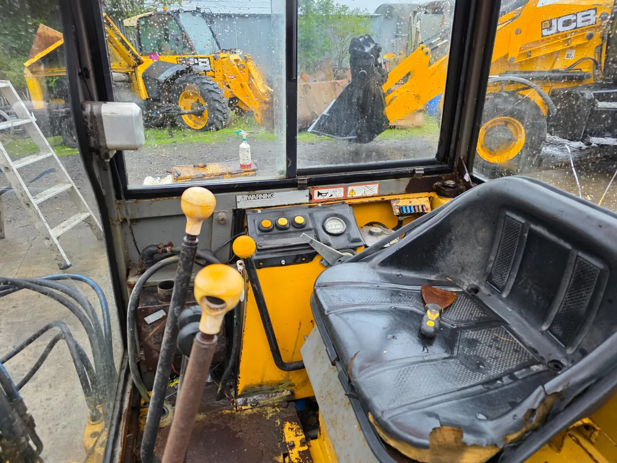 Jcb 1.5 tonne - Image 3
