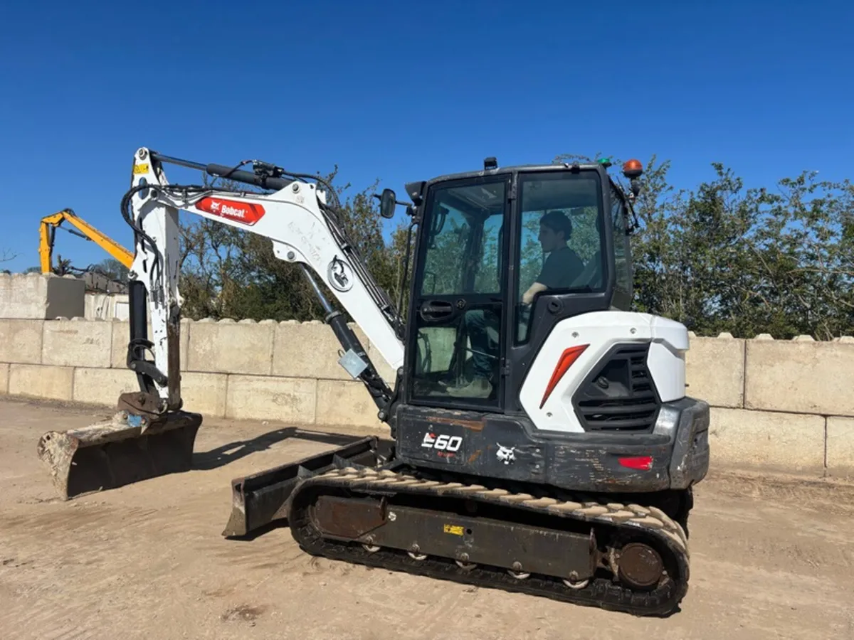 2022 Bobcat E60 - Image 4