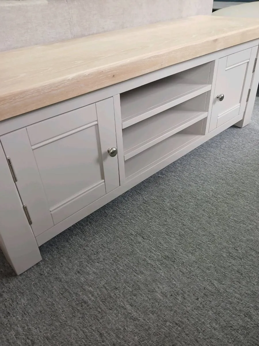 Tv unit stand - Image 2