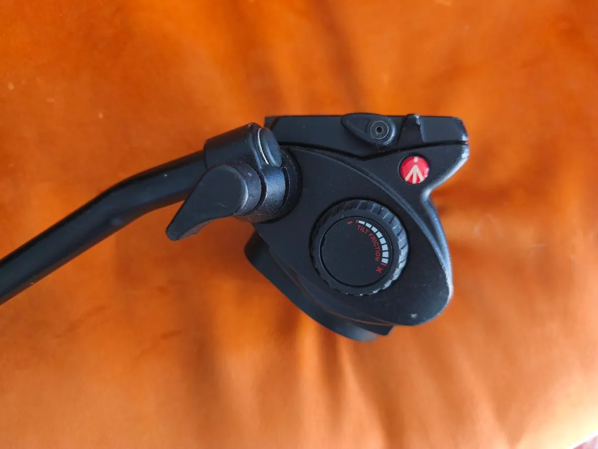 Tripod Head - Image 1