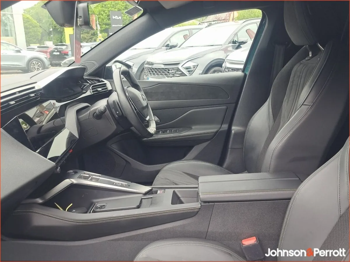 Peugeot 308 308 SW GT 1.6 PHEV 180 AUTO 4D - Image 3