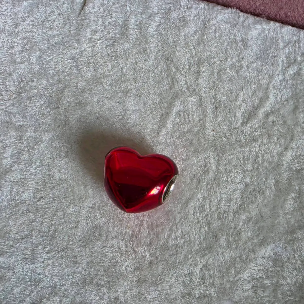 Pandora metallic red heart charm - Image 1