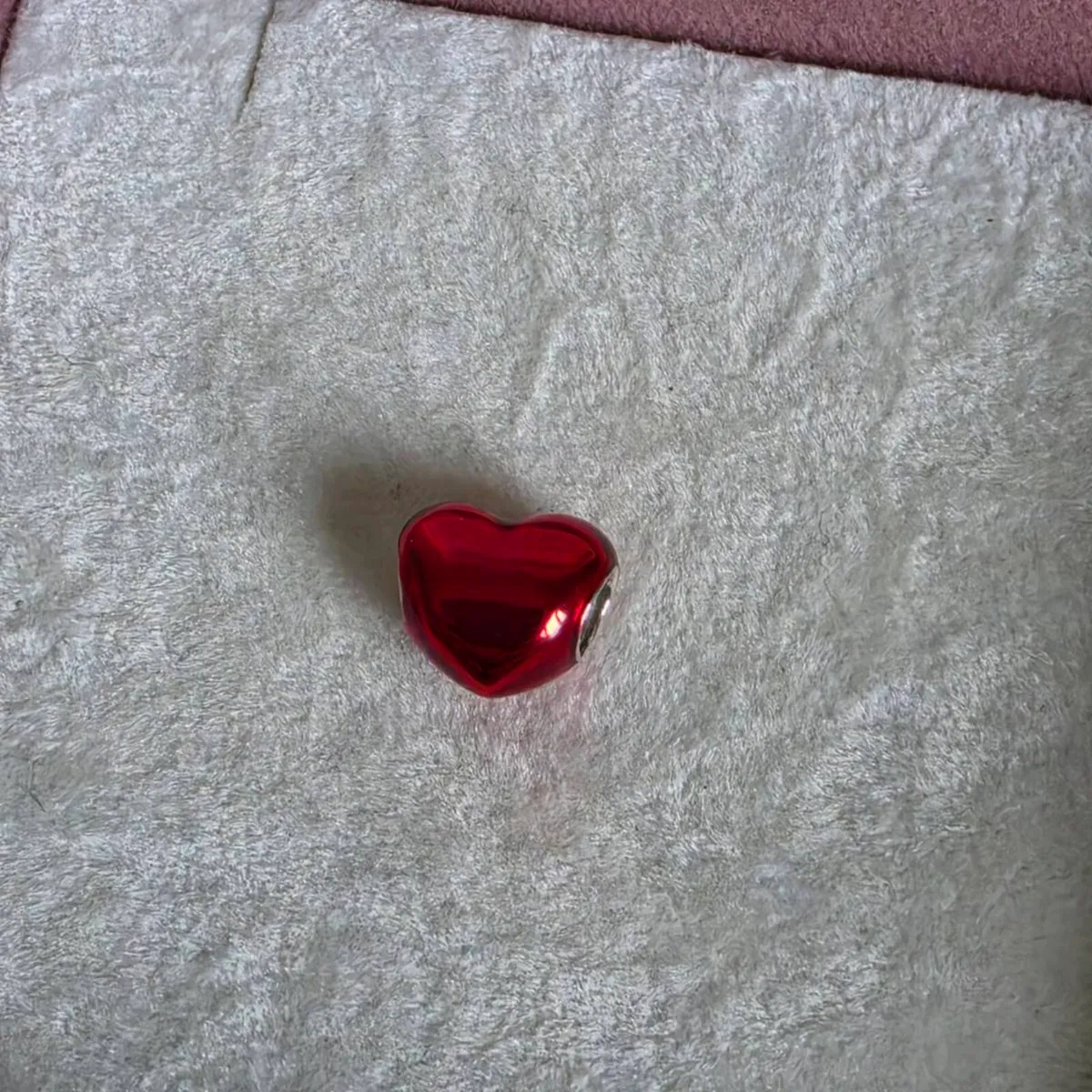 Pandora metallic red heart charm - Image 3