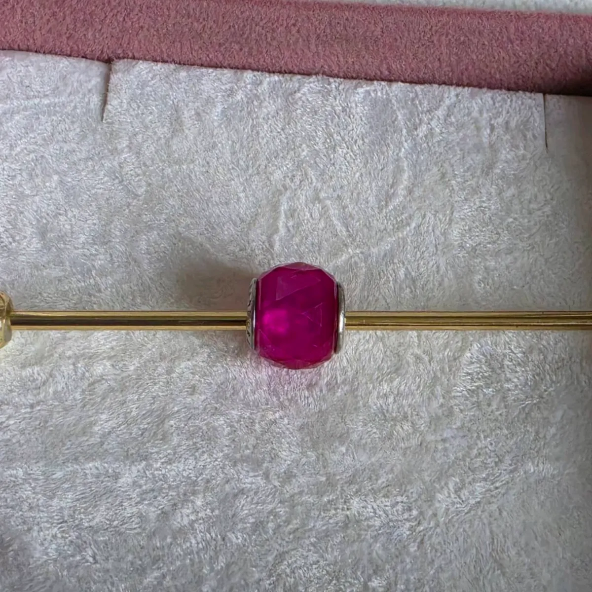 Pandora faceted hot pink charm excellent condition - Image 1