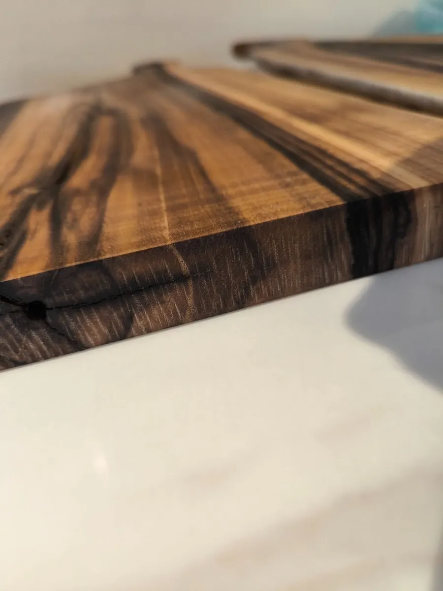 Board 1 large Walnut Chopping Board with Handle - - Image 3