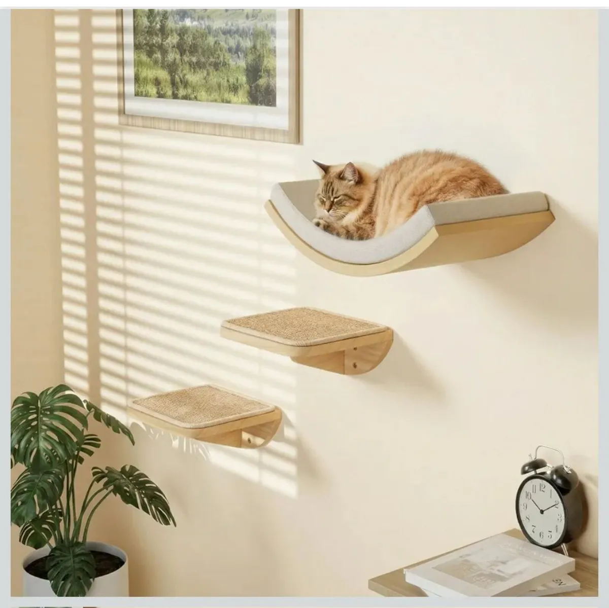 Cat wall mounted bed and steps - Image 1