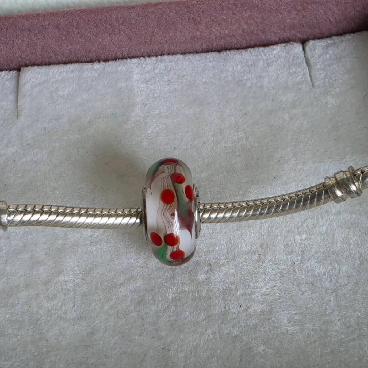 Pandora christmas holly murano mharm, beautifully - Image 2
