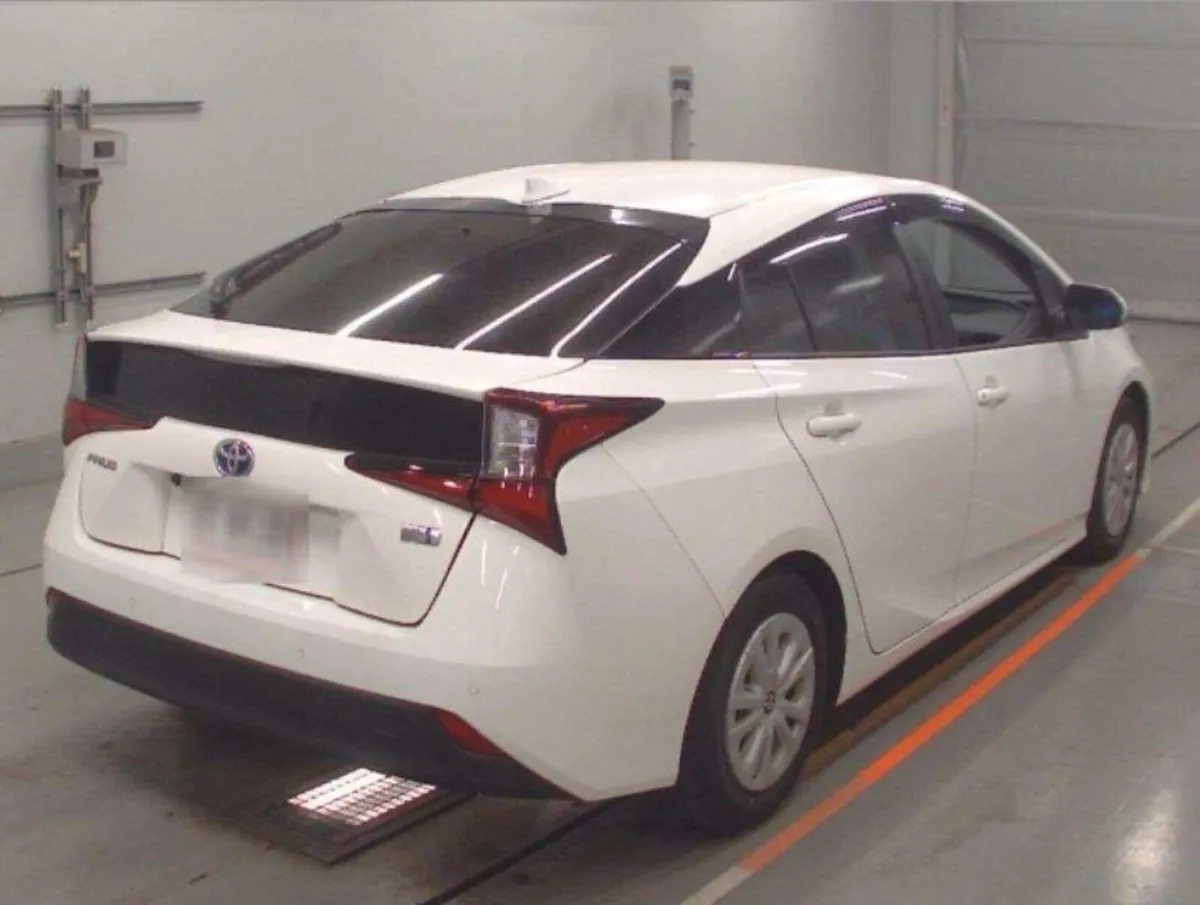 Toyota Prius - Image 3