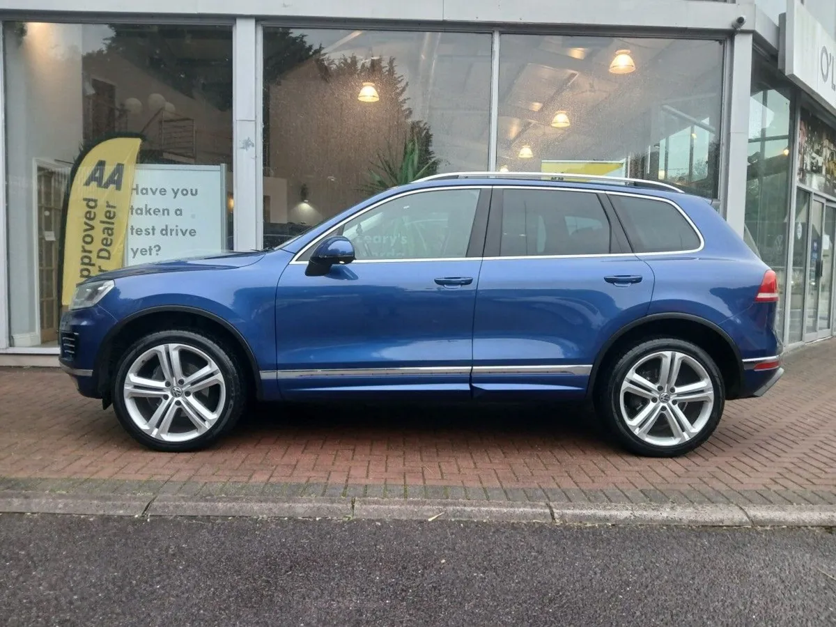 Volkswagen Touareg R-LINE CV 3.0 TDI 262 Bhp, Reef - Image 4