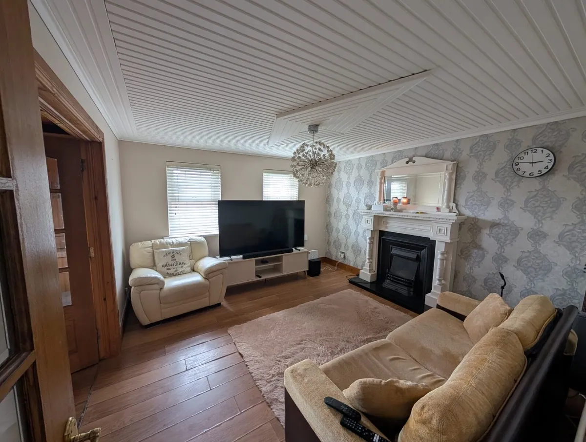 2 BED FLAT TO LET NEWRY Available 31st October - Image 2