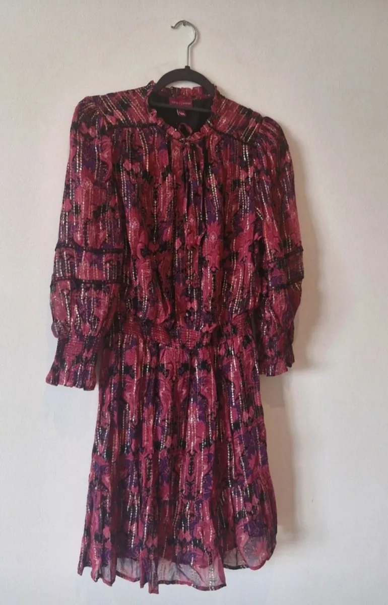 Women's dress - Image 1
