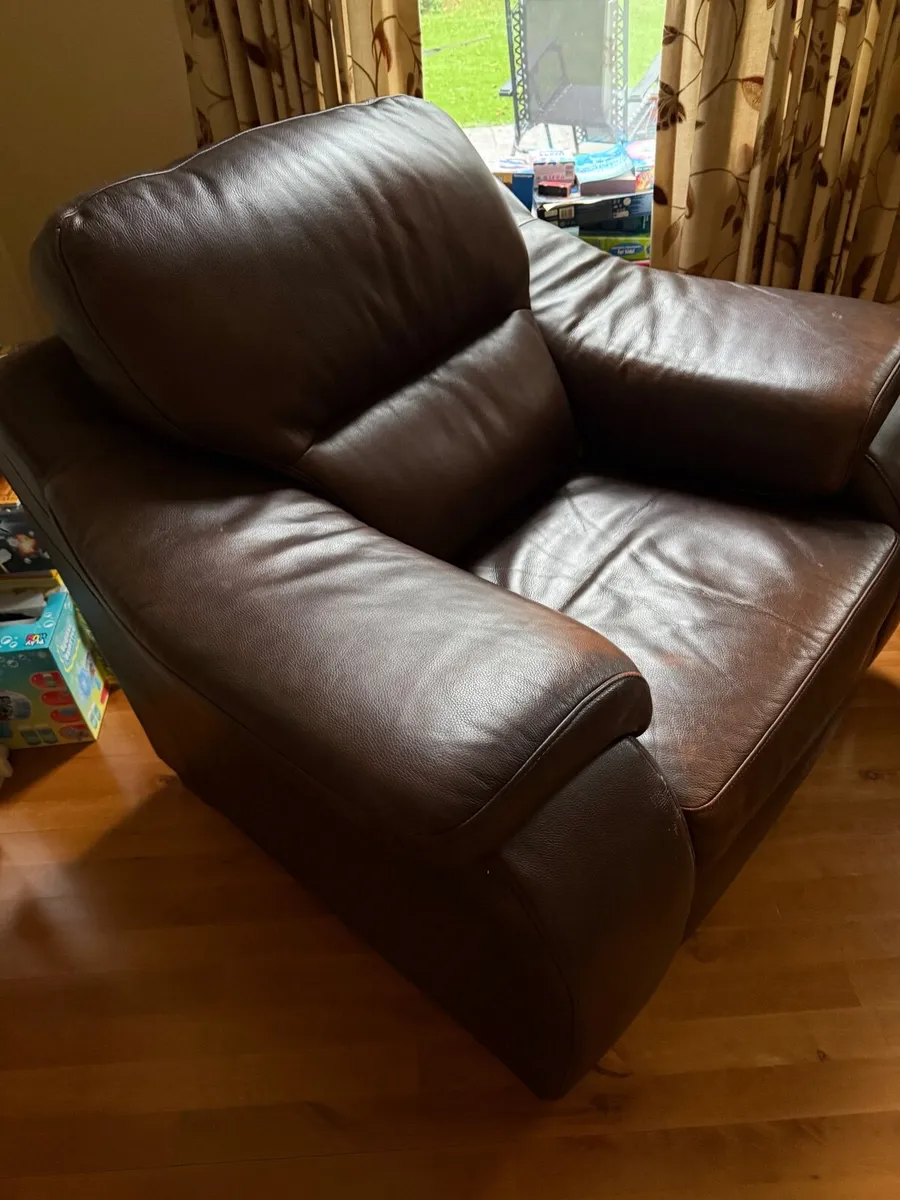 Leather Sofa Suite - Image 4