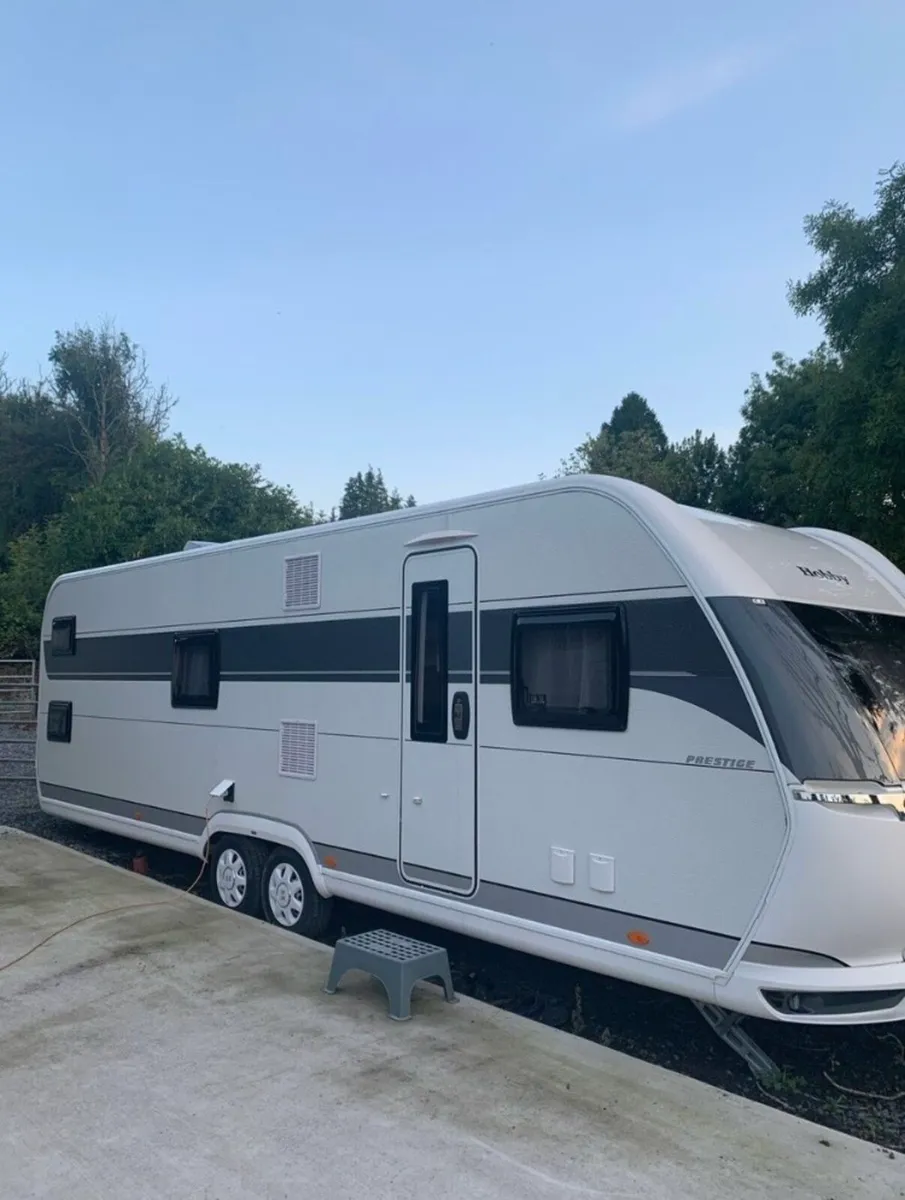 2024 Hobby Prestige 720 KWFU Caravan - Image 1
