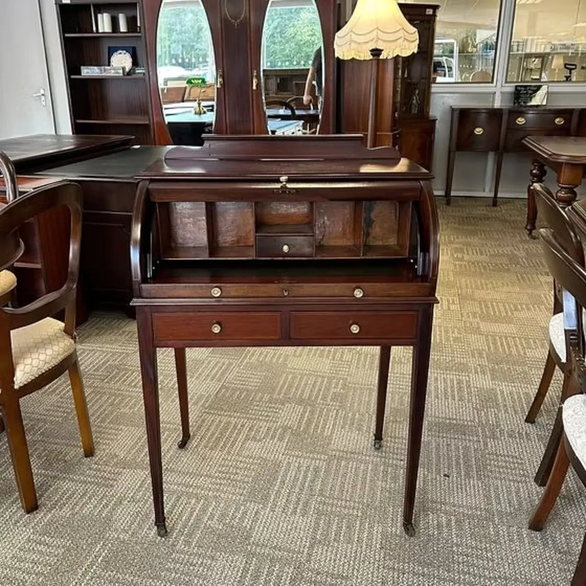 Charming antique Edwardian mahogany cylinder desk - Image 1