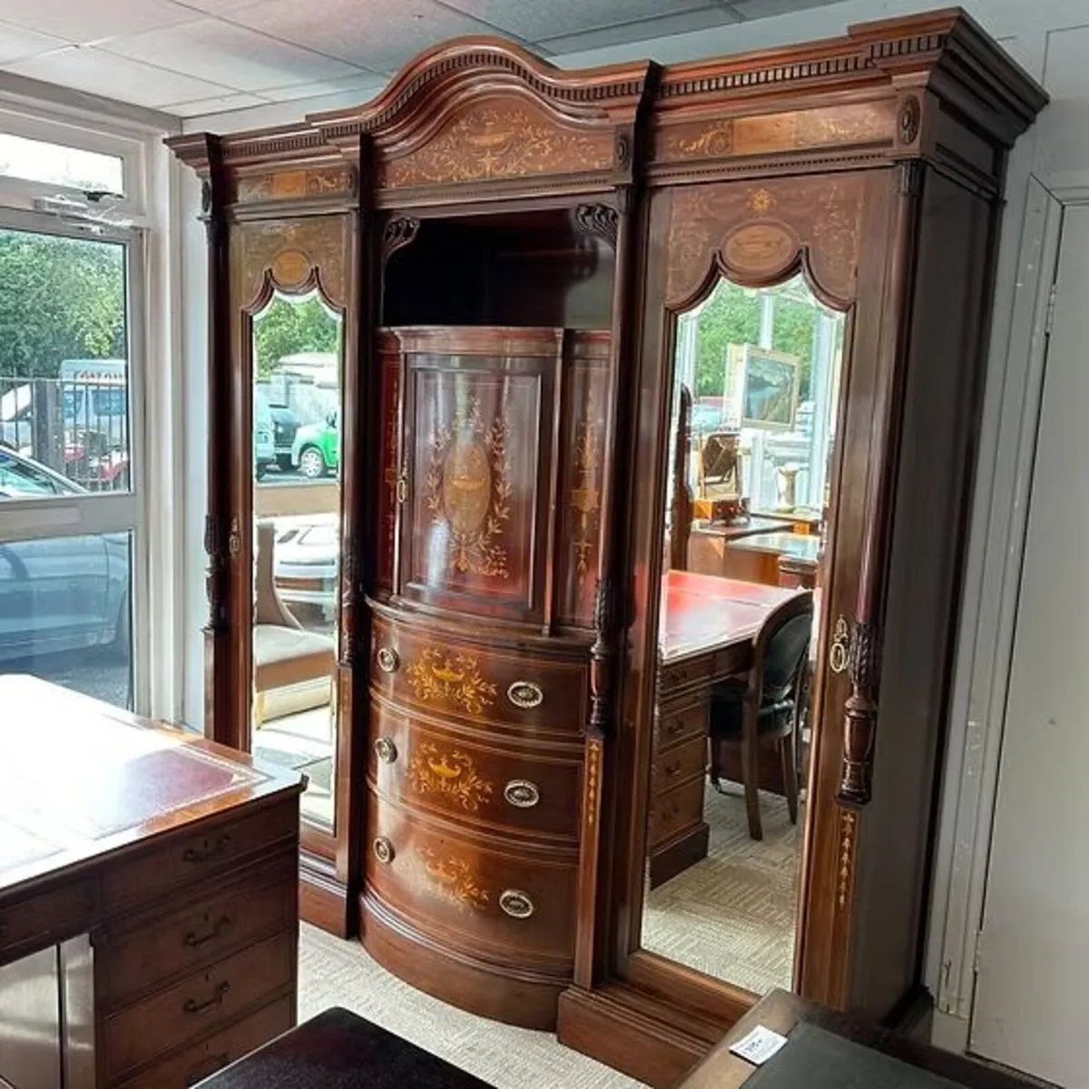 Magnificent Edwardian Sheraton revival wardrobe