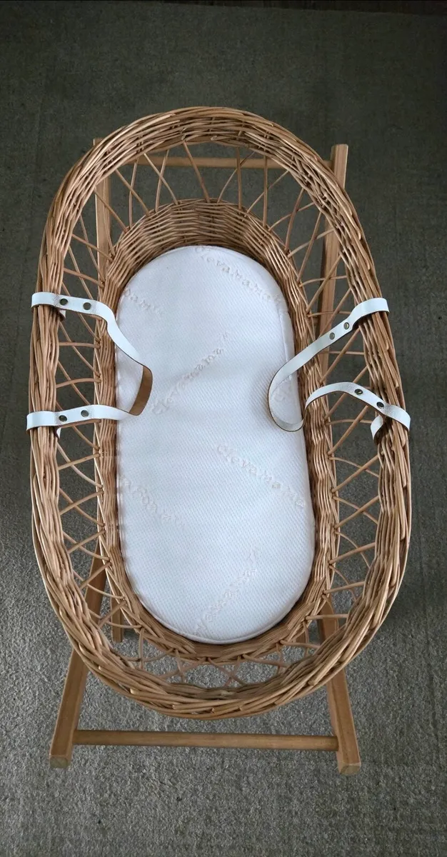 Moses Basket - Image 2