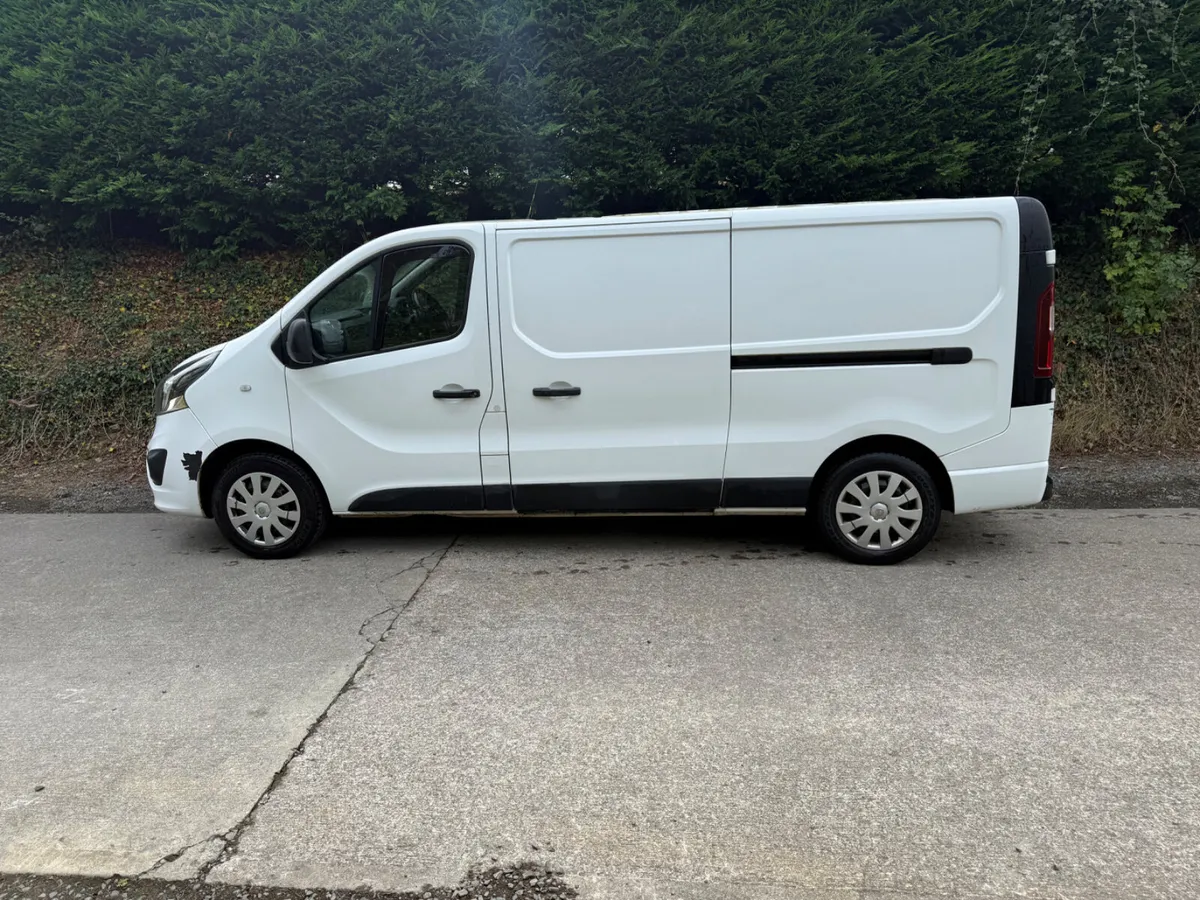 2018 Vauxhall Vivaro 1.6 CDTI Sportive - Image 3