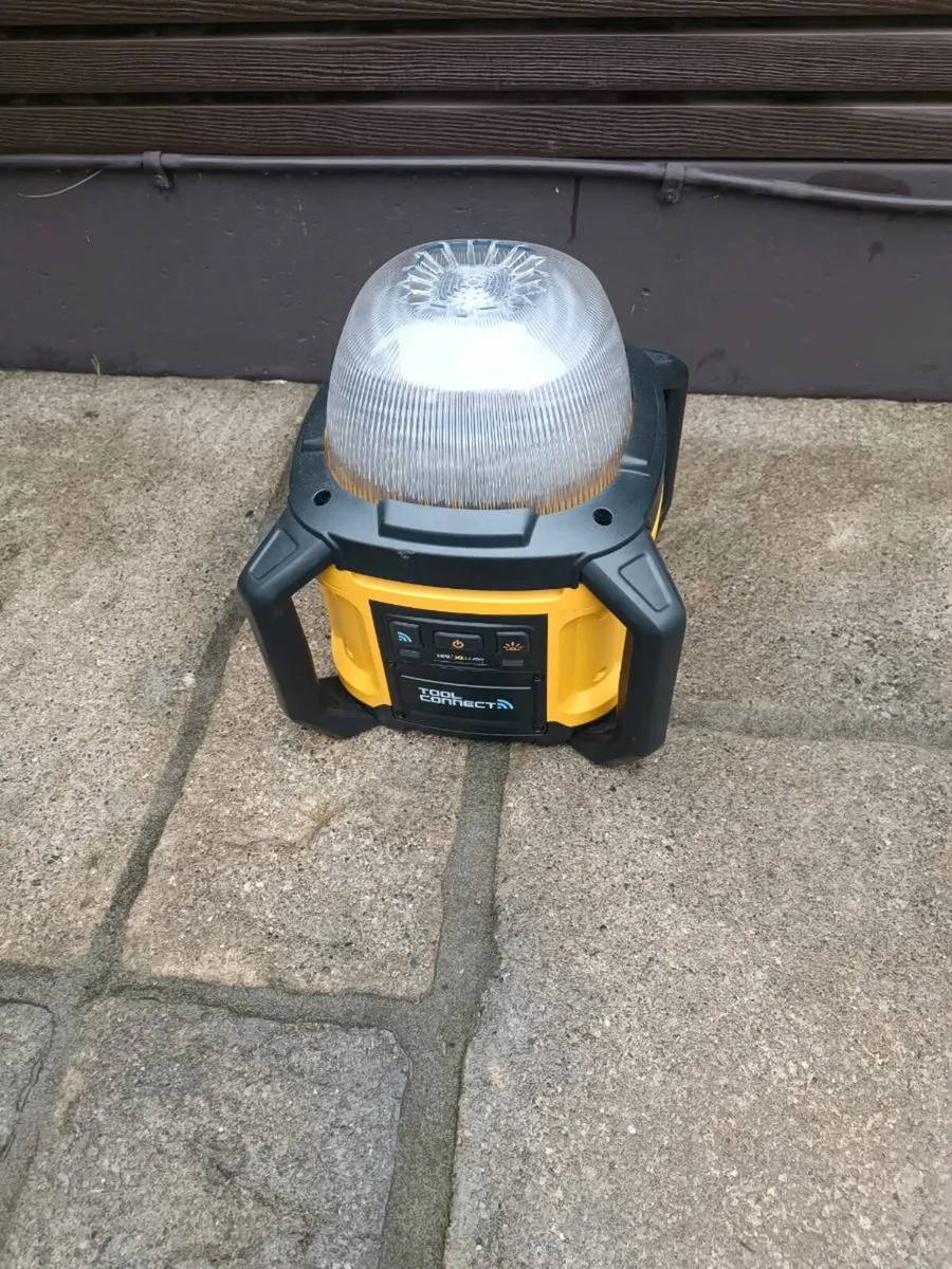 DeWalt DCL 074 site light. Brand new