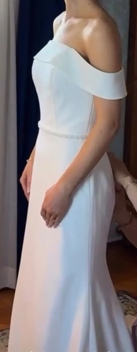 Wedding dress - Image 1
