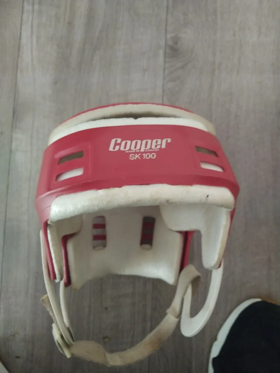 Copper Sk 100 Red Helmet - Image 1