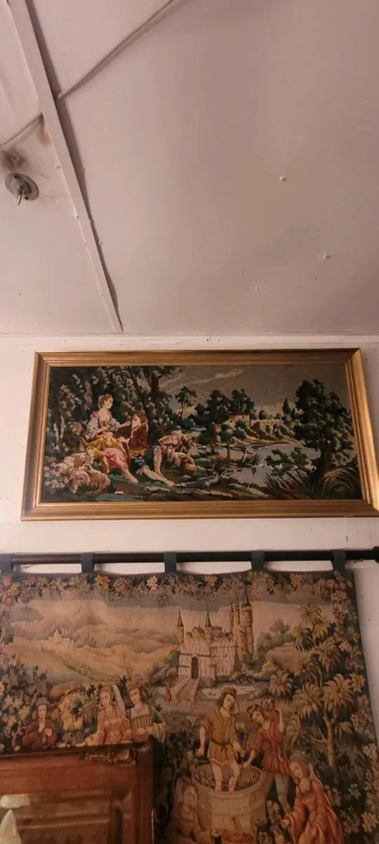 2 French tapestries 100 eu.each - Image 2