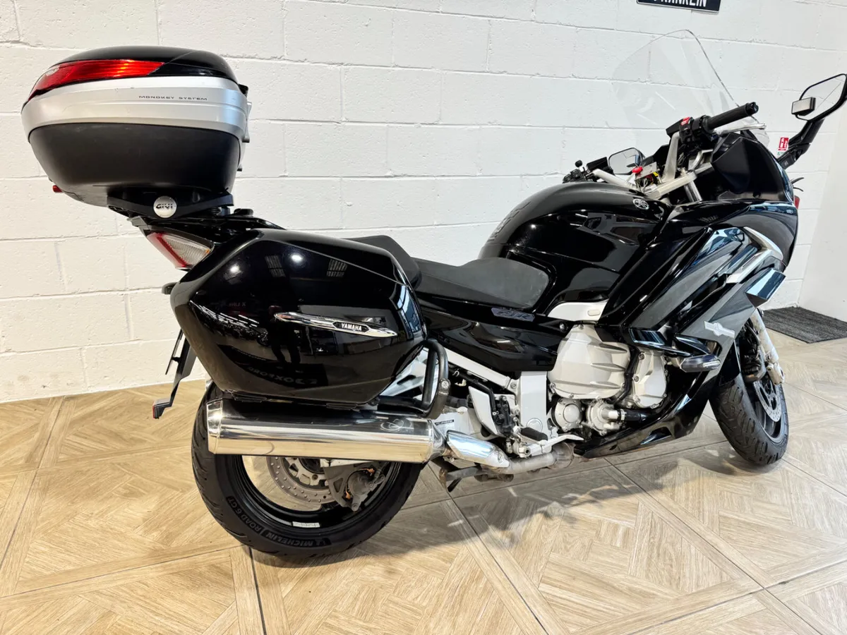 YAMAHA FJR 1300 - Image 4