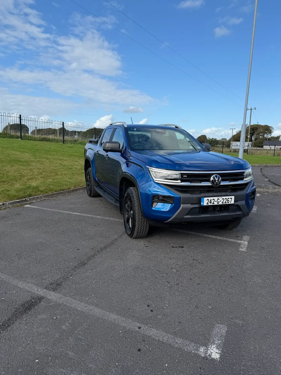 2024 VW AMAROK low mileage - Image 2