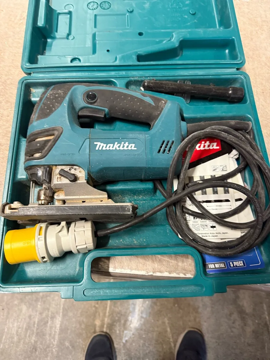 Drills and Jigsaw  110V - Image 1