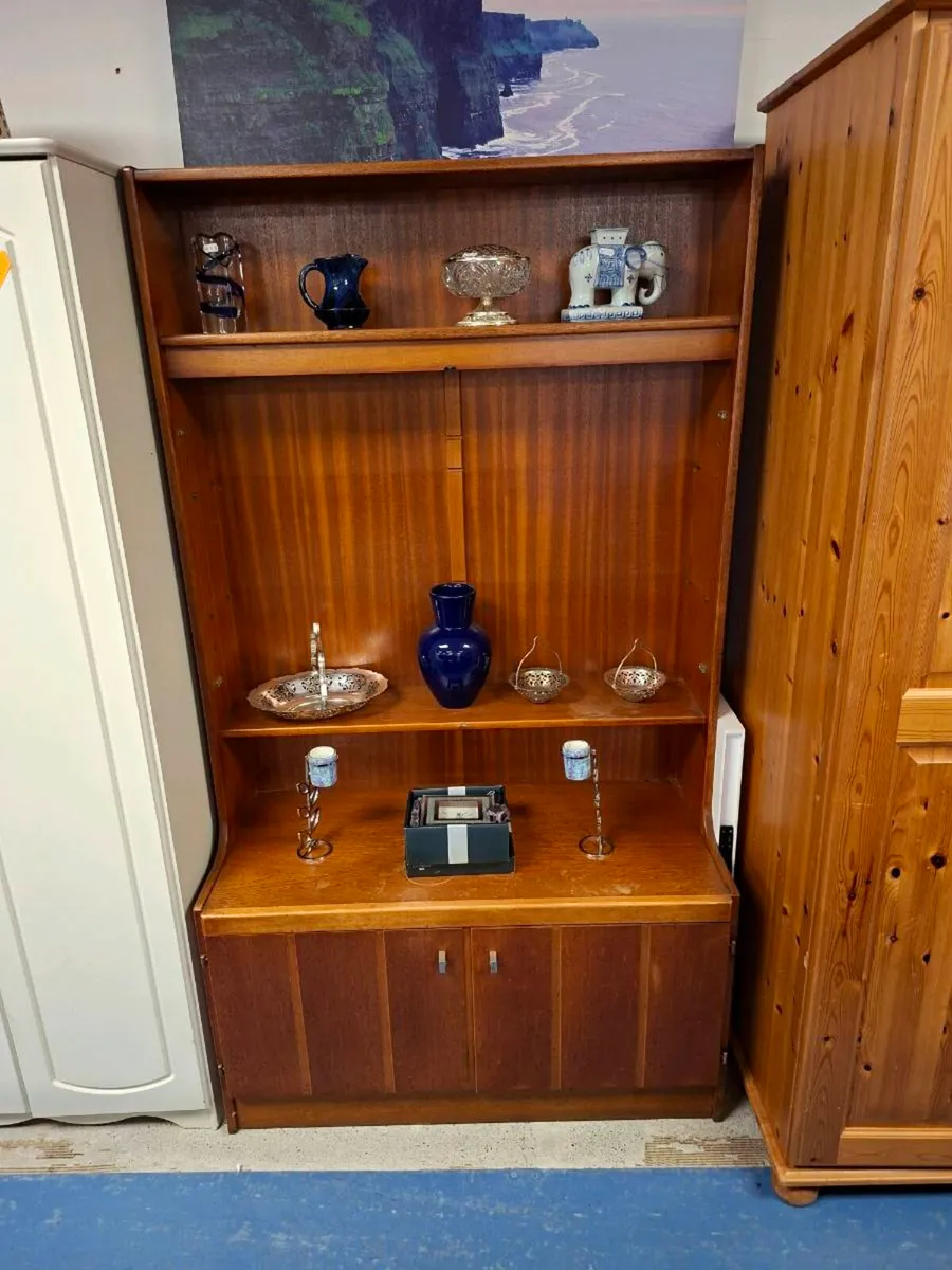 SOLID WOOD DISPLAY CABINET - Image 1